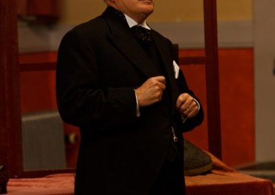 Henry Hobson, played by John Leighton